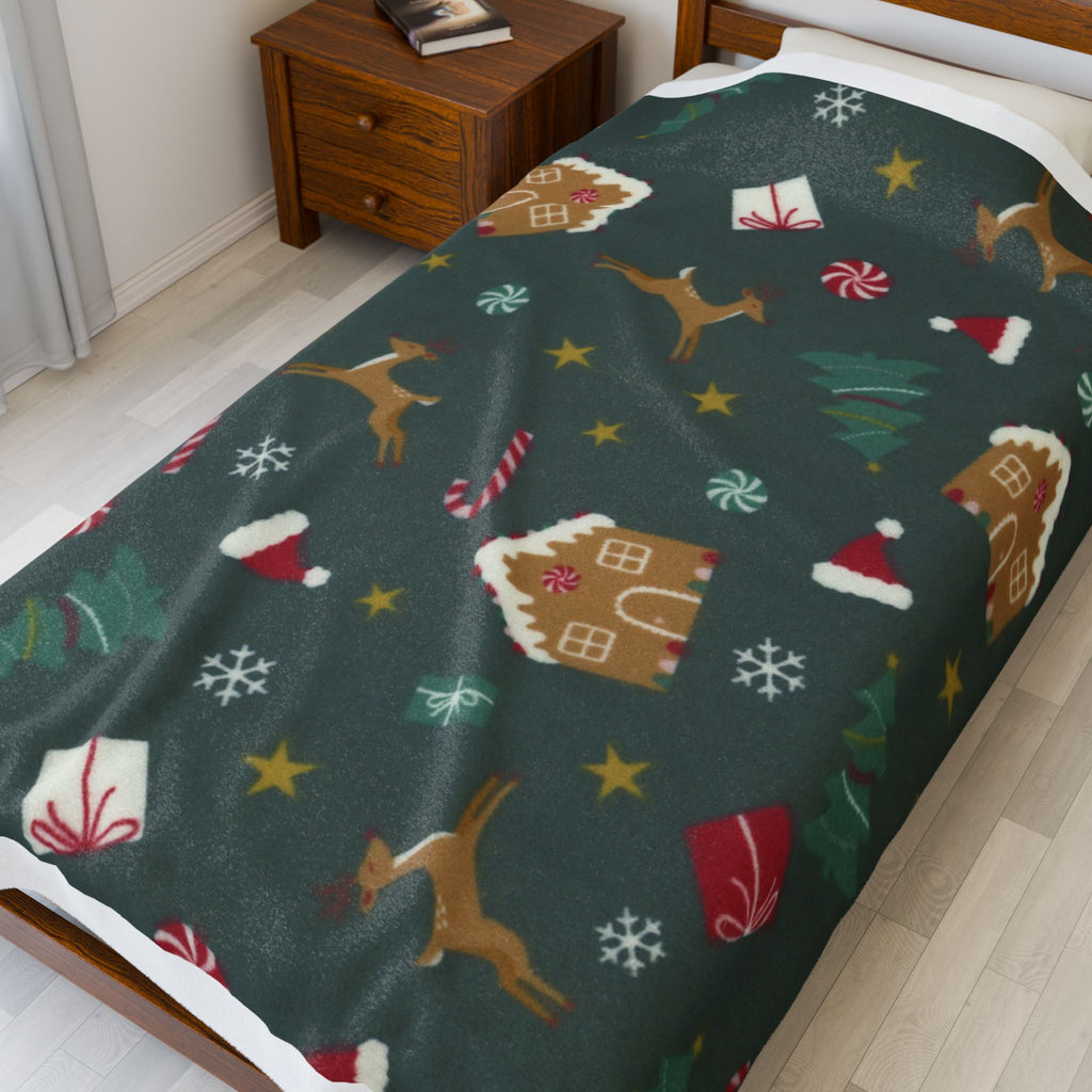 Cozy Holiday Velveteen Plush Blanket - Festive Reindeer & Gingerbread Design, Perfect for Christmas Decor, Gift, and Snuggling
